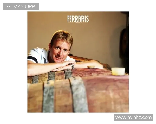 国外足球明星的女友们的魅力与生活揭秘他们的爱情故事与时尚风采 国外足球明星的女友们的魅力与生活揭秘他们的爱情故事与时尚风采